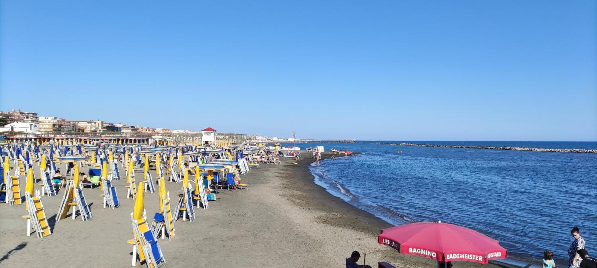 Апартаменты Prestige Miranda House Roma Ostia Экстерьер фото